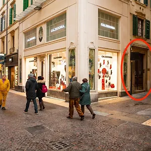  Apartamento Domus - Incantevole Residenza Difronte A Casa Giulietta Itália