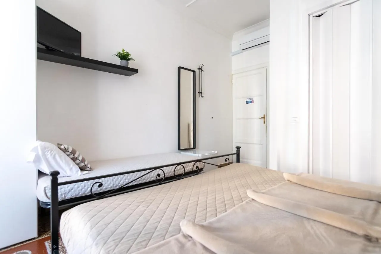 Zaira B&B Rome Bed & Breakfast